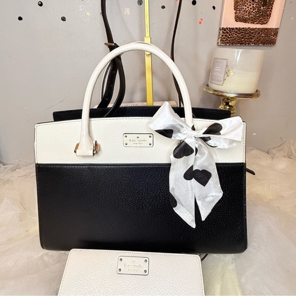 Set of 3 Willy bag scarfs. RANDOM PULL. Bag Not Included - Picture 4 of 8